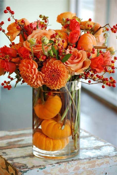 Herbstblumen für stimmungsvolle Herbstdeko Ideen im Haus | Fall decor, Fall bouquets, Fall floral