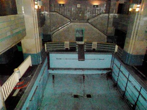 Queen Mary Haunted Pool