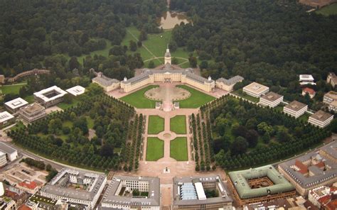 Download Man Made Karlsruhe Palace HD Wallpaper