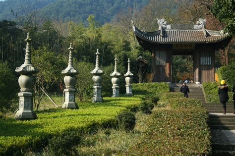 Lingyin Temple, Hangzhou | Asia travel, Hangzhou, Travel