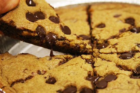 Pizza Hut launches the cookie pizza | Fox 59