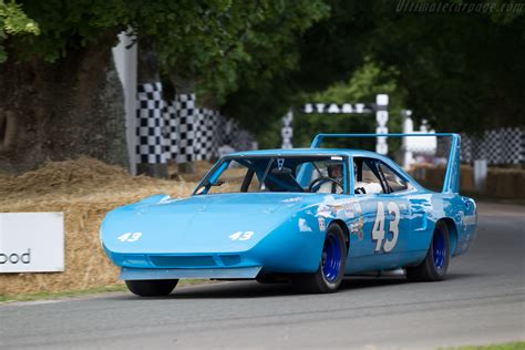 Plymouth Superbird - Entrant: Richard Petty - Driver: Kenny Brack ...