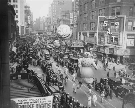 Macy's Thanksgiving Day Parade History - Business Insider