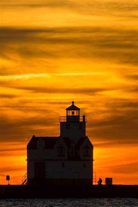 Gold Fusion | Lighthouse, Sunrise photos, Beautiful lighthouse