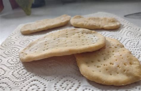 Hardtack Recipe Variations | Dandk Organizer