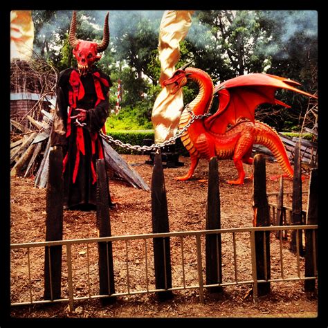 Busch Gardens Halloween Williamsburg – Beautiful Flower Arrangements ...