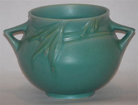 38 best Roseville Pottery images on Pinterest | Roseville pottery ...