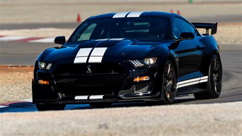 Ford Ford Mustang Shelby Gt500 Wallpaper - Resolution:4699x2643 - ID:1142355 - wallha.com