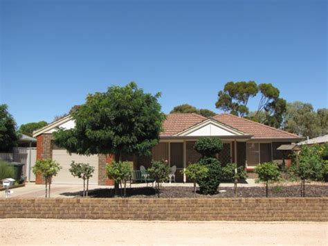 4 Bruce Road, Barmera, SA 5345 - Property Details