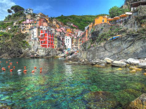 Riomaggiore - Cinque Terre Italy | Riomaggiore cinque terre italy ...