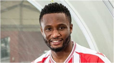 Mikel Obi signs for Stoke City - Torizone