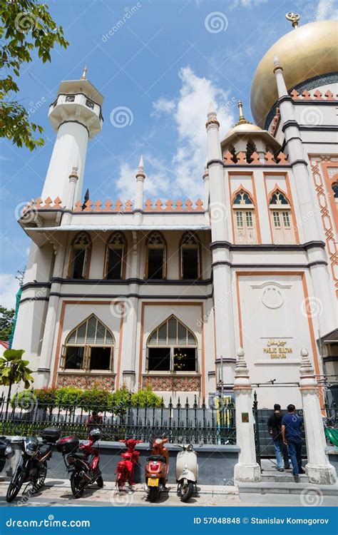 Masjid Sultan Mosque in the Kampong Glam, Singapore Editorial Stock Photo - Image of building ...