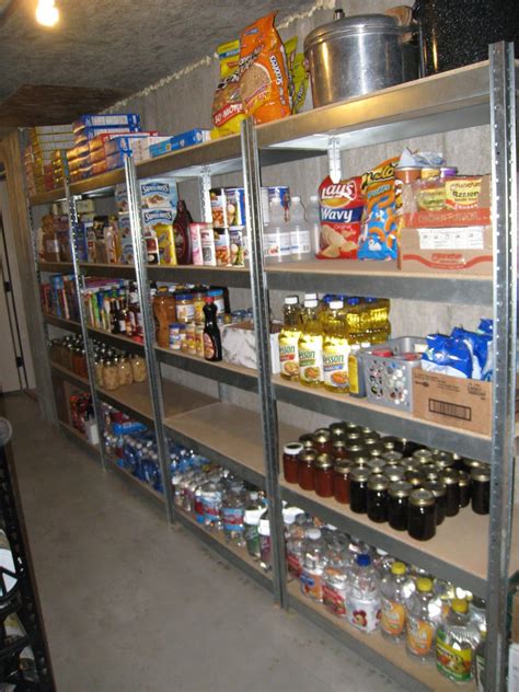 food storage ideas - how to organize it all... http://www.cookingwithmyfoodstorage.com/2011/10 ...