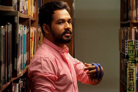 Meesaya Murukku Tamil Movie Gallery |Hiphop Tamizha, Vivek - Gethu Cinema | Hip hop images, Hip ...