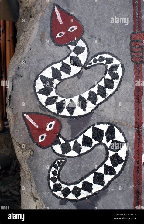 Aboriginal art snake hi-res stock photography and images - Alamy