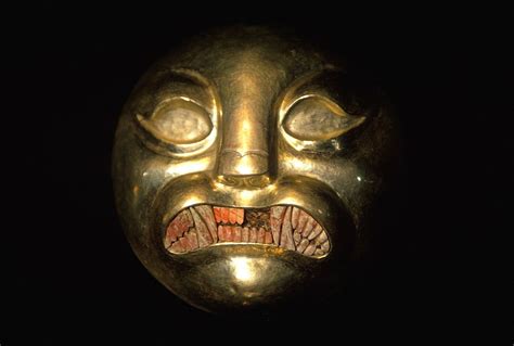 Gold Artifacts Moche (Mochica) Culture, 100 to 700AD, NCoast artifact from the Lord of Sipan ...