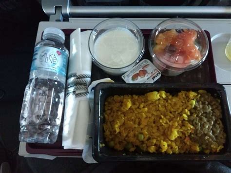 Qatar Airways All Vegetarian Meals: A Comprehensive Review