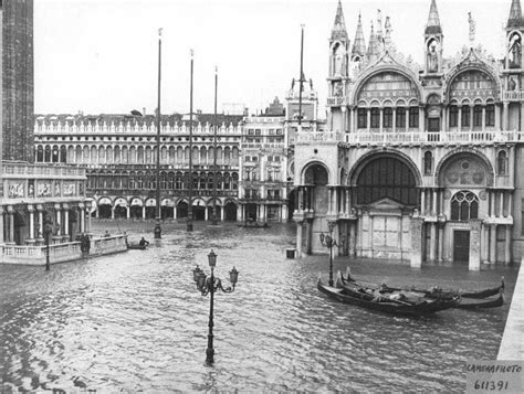 November 4, 1966: Flood in Venice Was an Unprecedented Acqua Alta, With ...