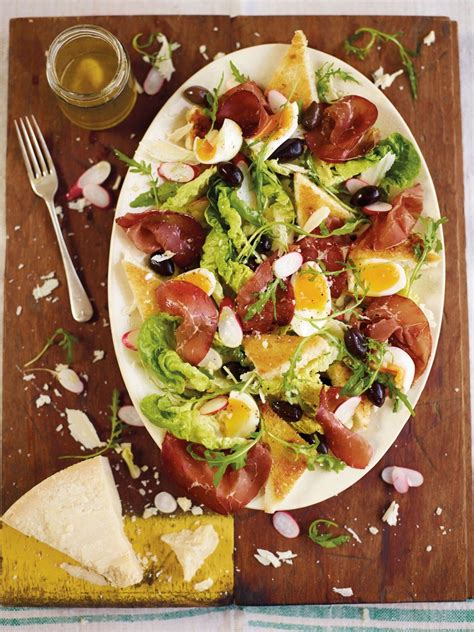 Bresaola salad (insalata della valtellina)