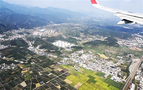 Huangshan Tunxi International Airport: Flights, Location & Transfer to Mount Huangshan 2024