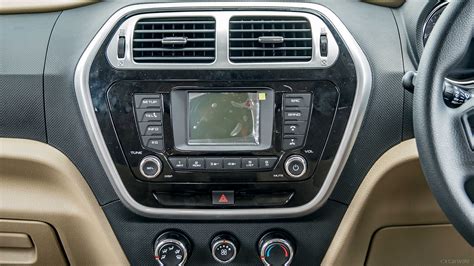 Mahindra TUV300 Photo, Interior Image - CarWale