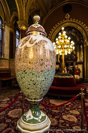 Hungarian Parliament Building- Facts, Photo Tour and Tips for Visiting