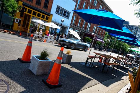 Ann Arbor bars, restaurants can use streets for patio seating until September - mlive.com