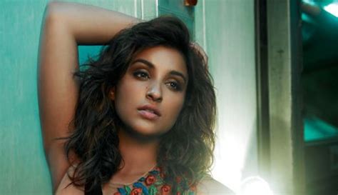 Hottie Parineeti Chopra Series Of Bold Scenes In Movies | FilmyMama.com ...