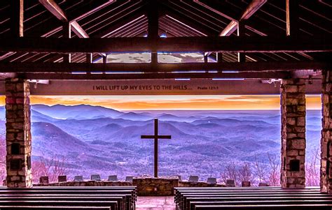 Roadtrek Girl: Symmes Chapel a Beautiful Moment in Time