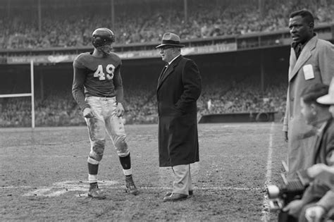 Tom Landry, Vince Lombardi... Landry playing for NY Giants, 1953! | Tom landry, New york giants ...