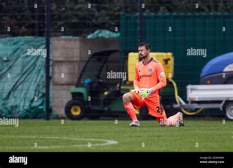 Hamburg, Germany. 08th Oct, 2020. Football: Test match, Hamburger SV ...