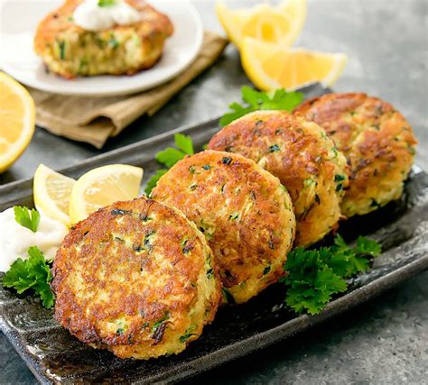 Zucchini "Crab" Cakes - Kirbie's Cravings Zucchini Crab Cakes, Bake Zucchini, Zucchini ...