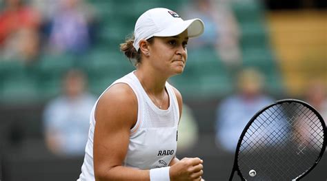 Ashleigh Barty trades tennis racket for golf club to win local ...