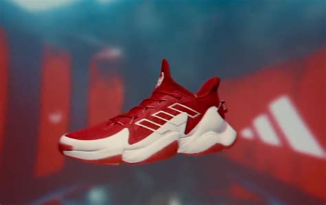 LOOK: Patrick Mahomes unveils new ADIDAS shoes for Chiefs Kingdom