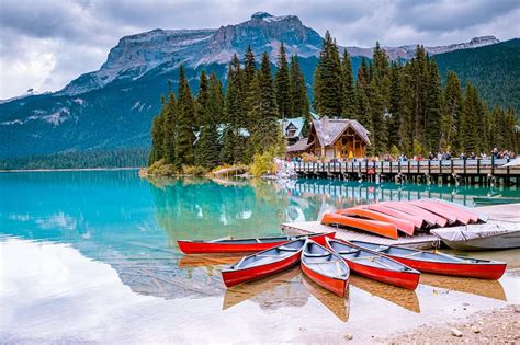 Discover the fascinating and unique Polka Dot Lake in British Columbia ...