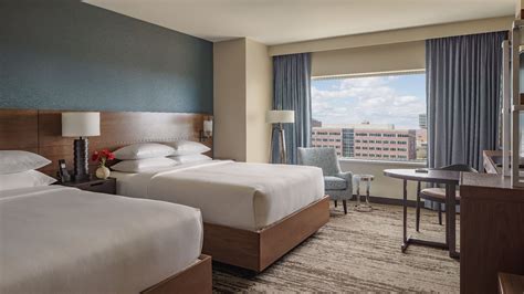 Aurora, CO Hotel Rooms | Hyatt Regency Aurora - Denver Conference Center