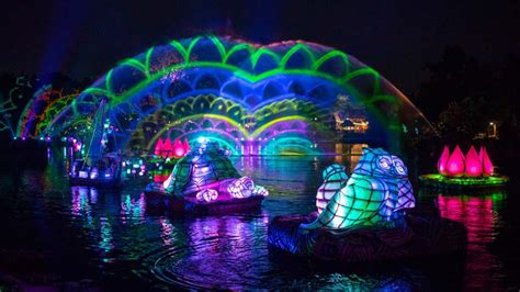 Preview of Updated Rivers of Light Show at Animal Kingdom