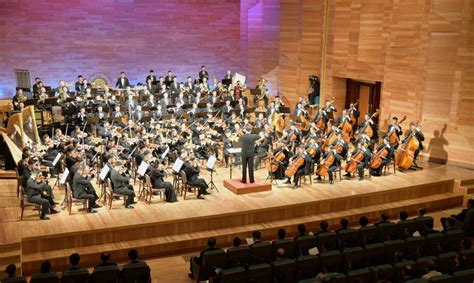 Symphony Orchestra Gives Foundation Day Concert | North Korea ...