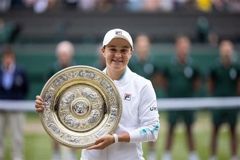 Wimbledon champion wanted to retire on the spot and drop bombshell at ...