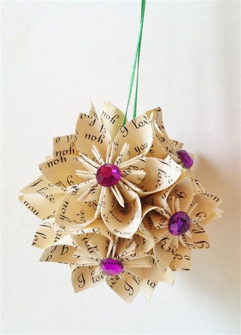 Pretty Paper Christmas Craft & Decoration Ideas - family holiday.net/guide to family holidays on ...