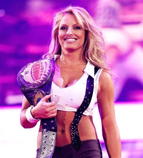 Trish Stratus ★ Hall of Fame ★ 7x Women's Champion ★ Diva of the Decade ...