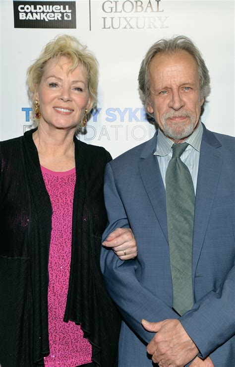 Meet Jean Smart’s 2 Kids with Husband of 34 Years Who Was Kissing ...