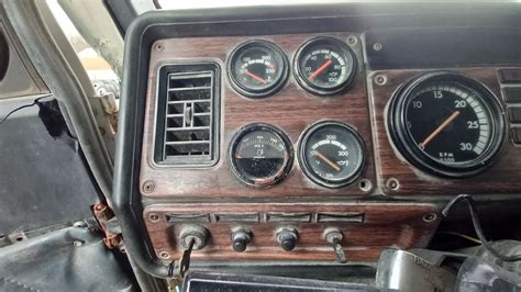 2002 Freightliner FLD120 (Stock #FR-0679-20) | Interior Misc Parts | TPI