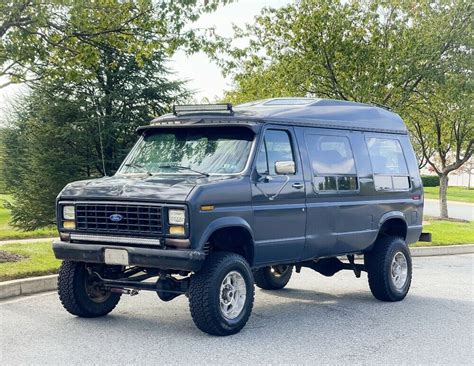 Quigley 4X4 Conversion: 1987 Ford Econoline - DailyTurismo