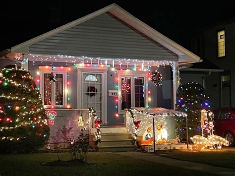 Deadline Looms For Southbury Holiday Lights Contest | Southbury, CT Patch