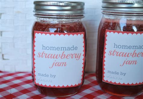 Larissa Another Day: Homemade Strawberry Jam Labels