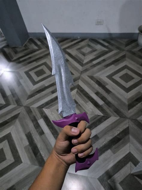 VALORANT REAVER KNIFE, Hobbies & Toys, Toys & Games on Carousell