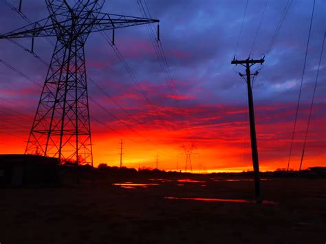 power lines at sunset | Smithsonian Photo Contest | Smithsonian Magazine