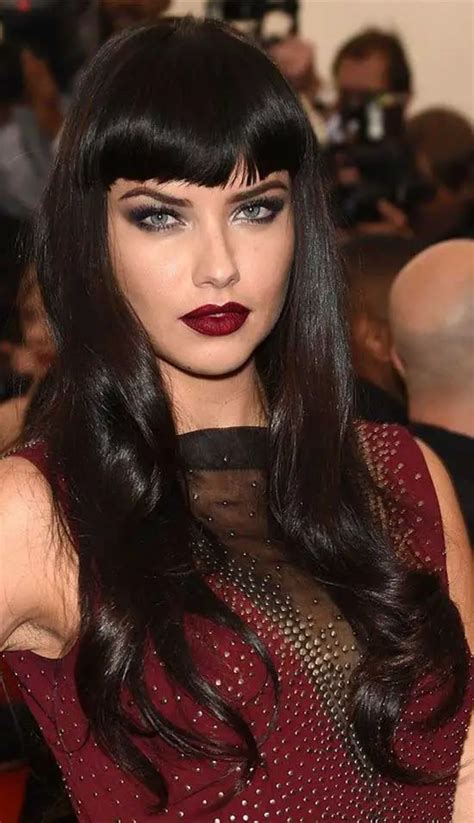 Top 17 Adriana Lima Hairstyles & Haircut Ideas For You To Try