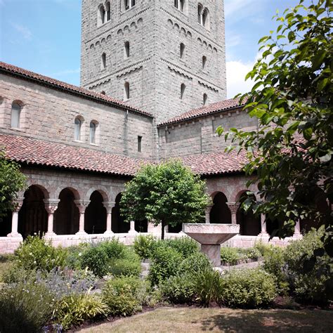 PURSUING HISTORY: The Metropolitan Museum of Art - The Cloisters